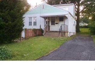 2233 Woodson Rd, Saint Louis, MO 63114