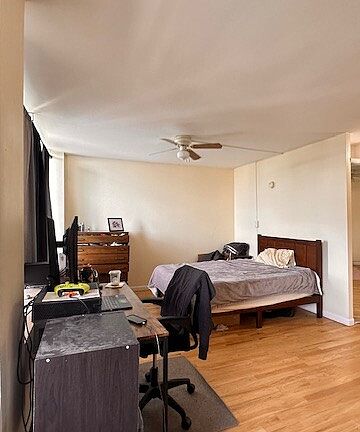 4th image of 1355 N Sandburg Ter APT 1503D