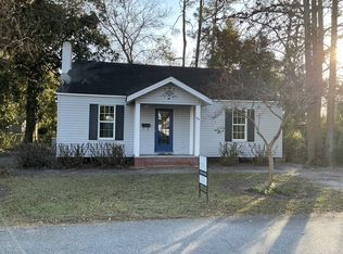 89 W Ivey St, Baxley, GA 31513