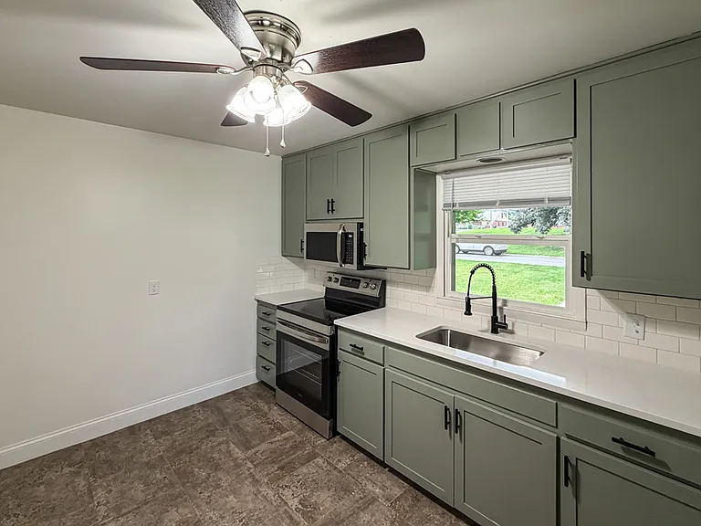 2402 S 41st St #2406 — Photo 19