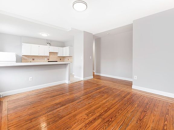 3rd image of 100 W 139th St #16A