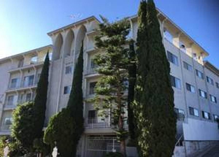 1259 s. Camden Drive
