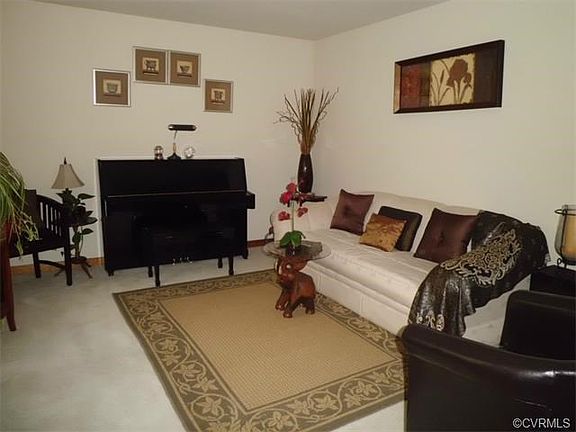 4th image of 4421 Burgess House Ln