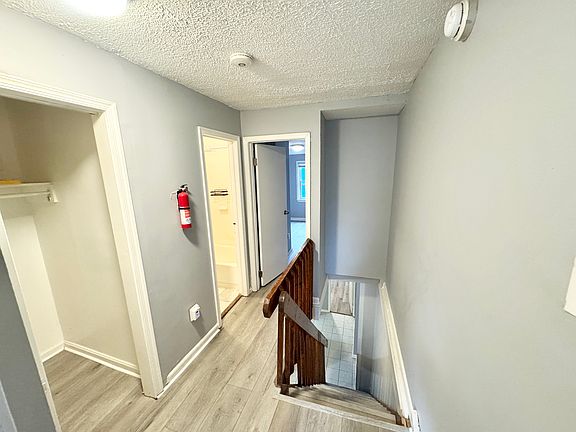 3rd image of 1537 A St SE