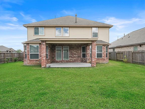 5th image of 21339 Shadbush Ave