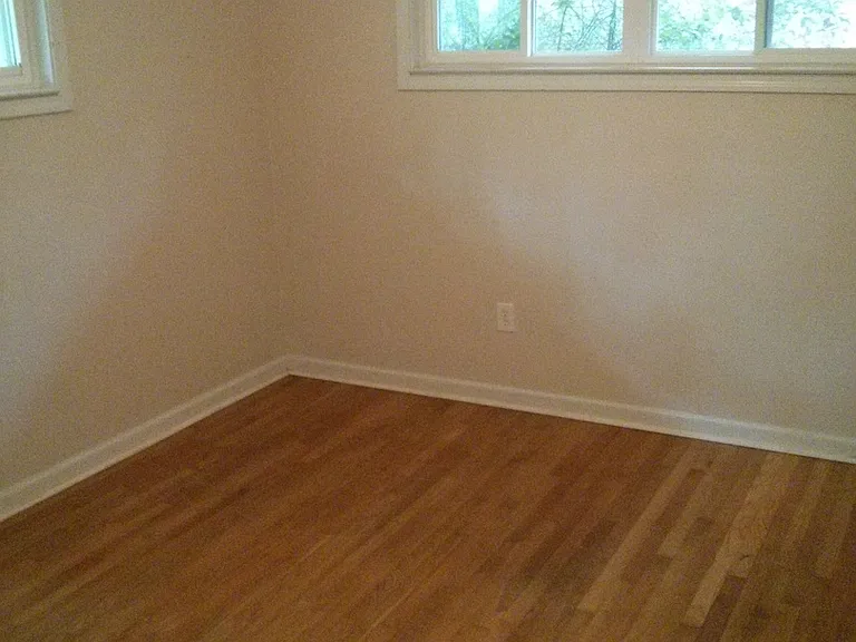 1284 Lynhurst Dr SW — Photo 8
