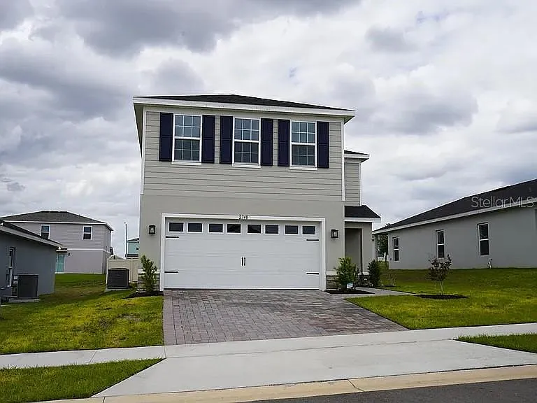 2748 Ginger Ln — Photo 2