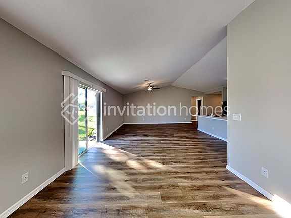 4th image of 16069 Overdale Ct