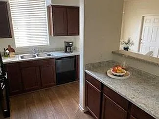 2X2 Kitchen Pic