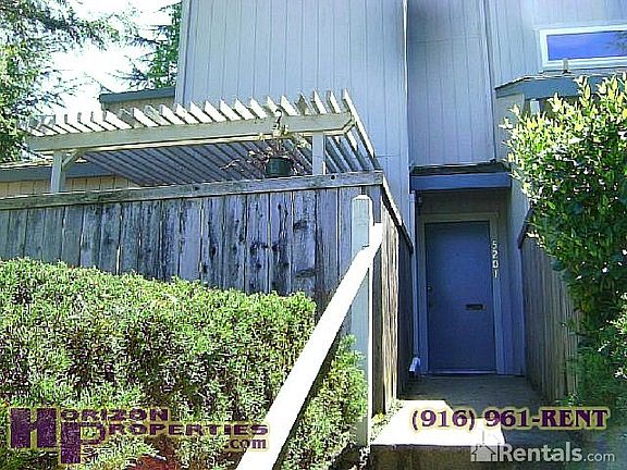 3rd image of 5201 Lake Knoll Ln