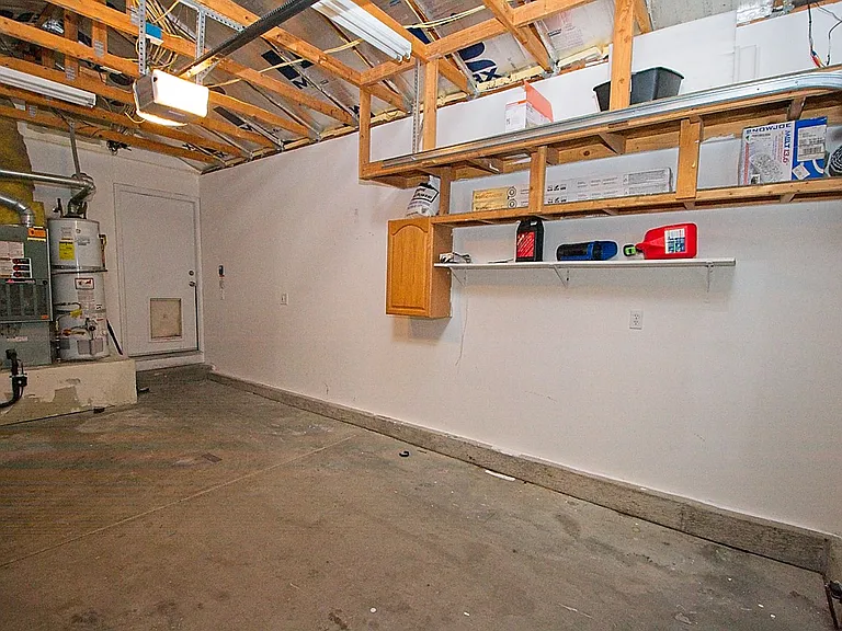 13590 Mount Olympus St — Photo 19