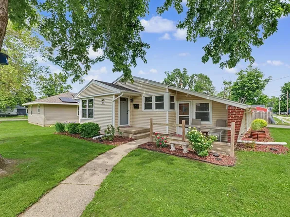 305 N Court St, Tuscola, IL 61953