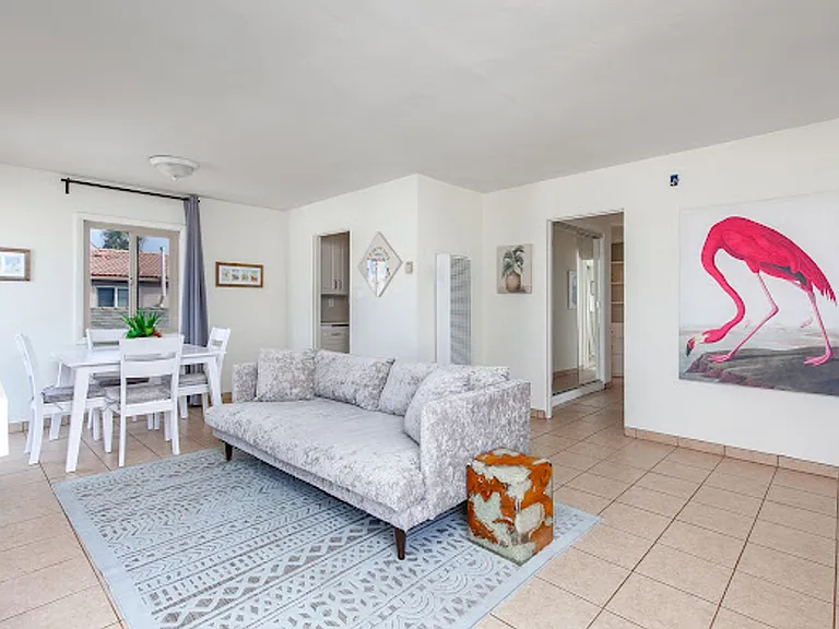 725 Santa Barbara Pl — Photo 8