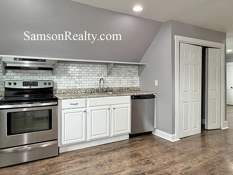 129 Abbott St #3 — Photo 6