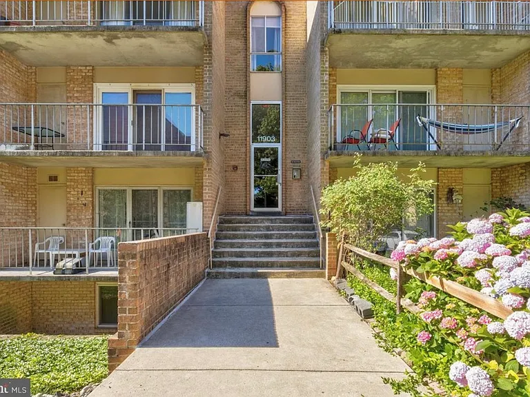 11903 Parklawn Dr #1 — Photo 8