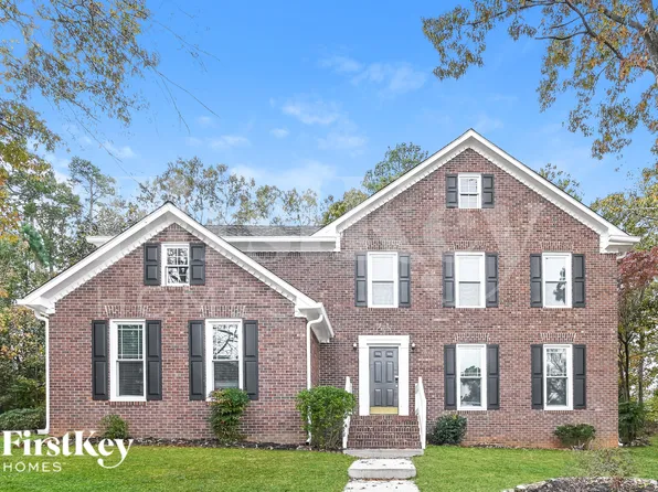 1817 Emerson Lake Cir, Snellville, GA 30078