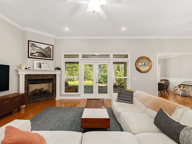 3773 SW 21st Dr — Photo 11