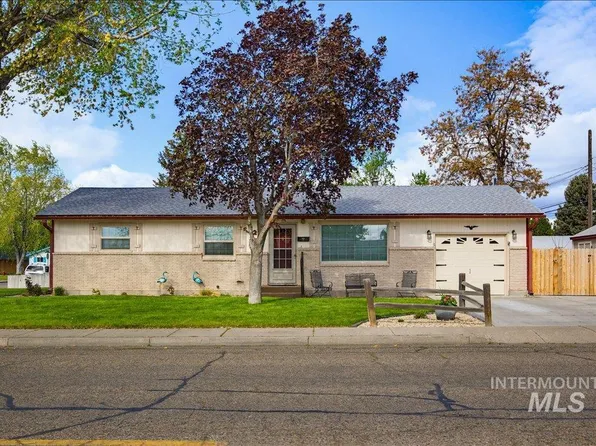 1205 N 6 E, Mountain Home, ID 83647