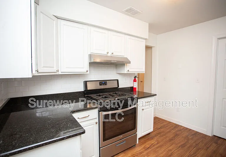 7 Curry Ct — Photo 15