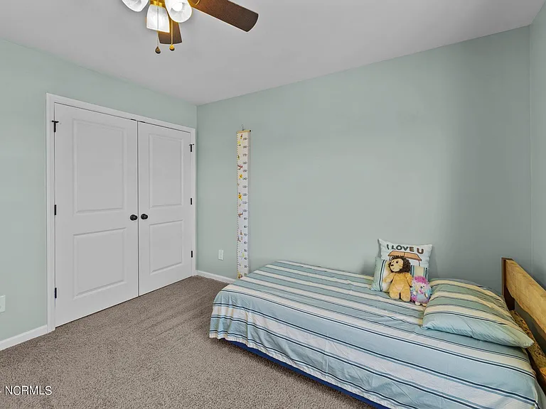 411 Palisades Way — Photo 27