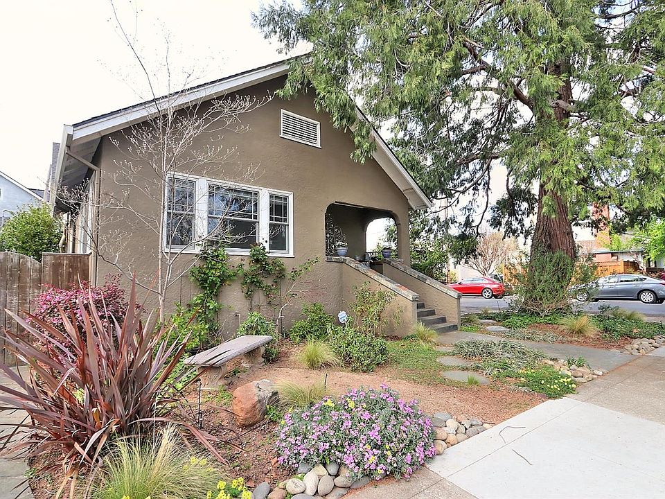 2nd image of 500 La Purissima Way