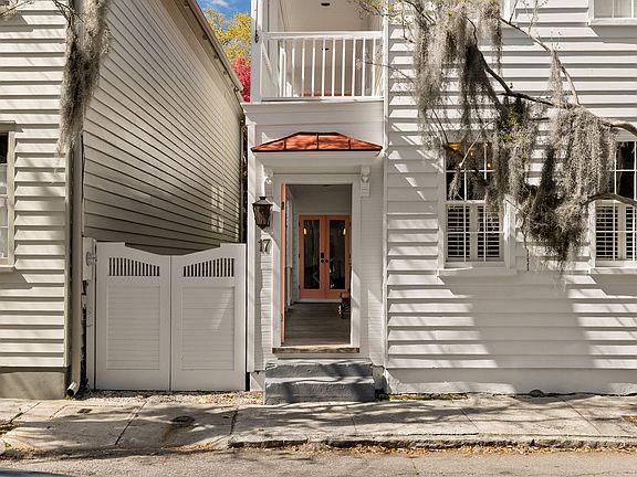 3rd image of 17 Anson St