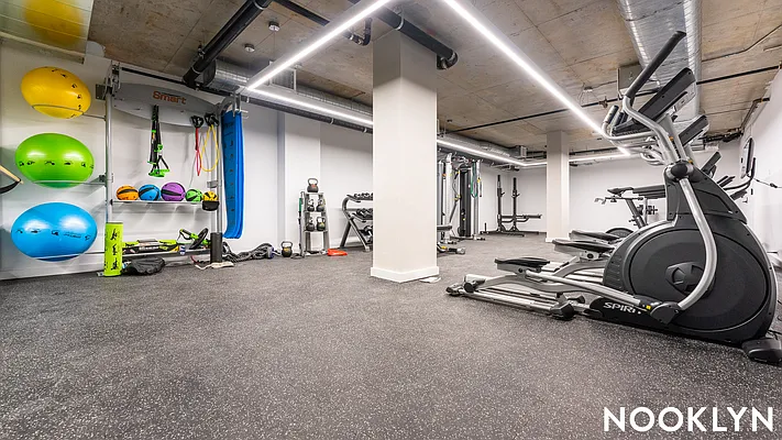 Rented by Nooklyn NYC LLC | media 24