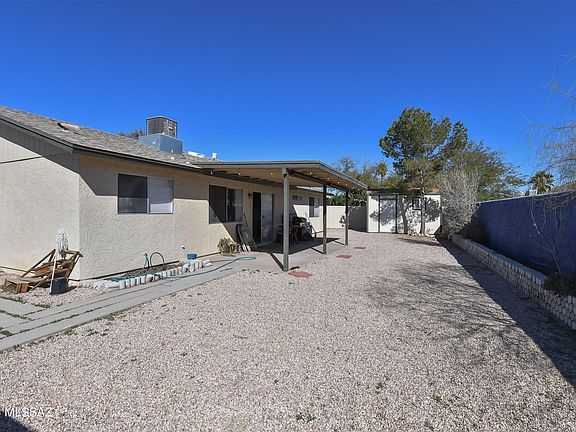 2nd image of 1285 S Lynx Dr