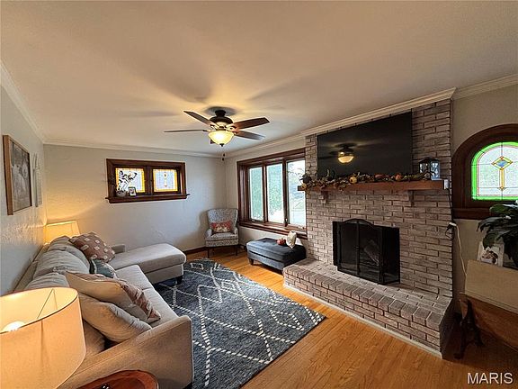 5th image of 7932 Pembroke Dr