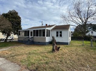 18 Gillis Rd, Portsmouth, VA 23702
