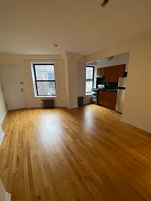 Rented by Waverly Realty Associates | media 12