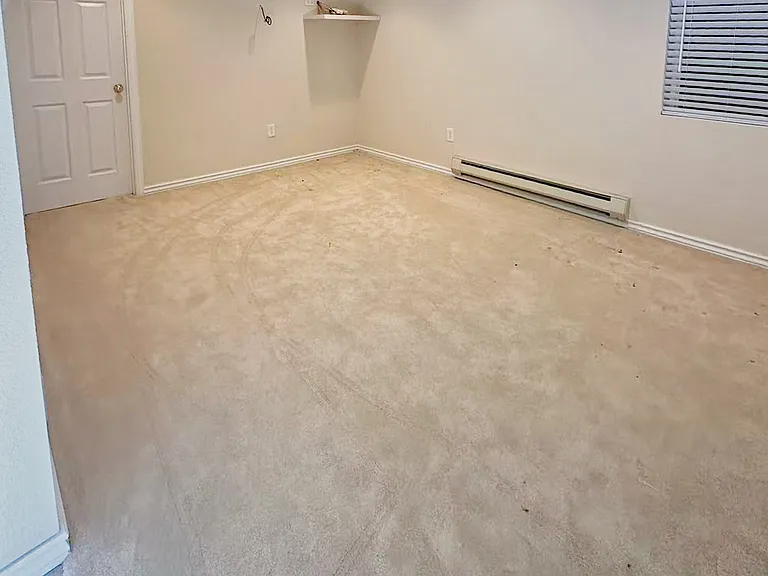 1243 S Akron Way — Photo 18