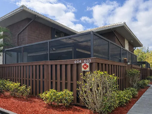 604 SE Castle Court #D, Port St Lucie, FL 34952