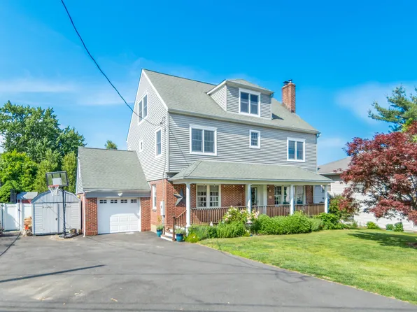 94 Tunxis Hill Cut Off, Fairfield, CT 06825