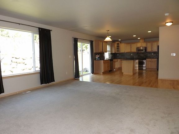 5th image of 11724 59th Ave SE