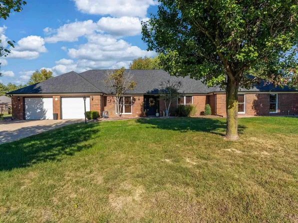 1502 Lisa Ln, Marion, IL 62959