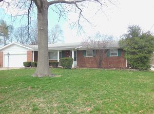 1102 Sherbrooke Rd, Saint Charles, MO 63303