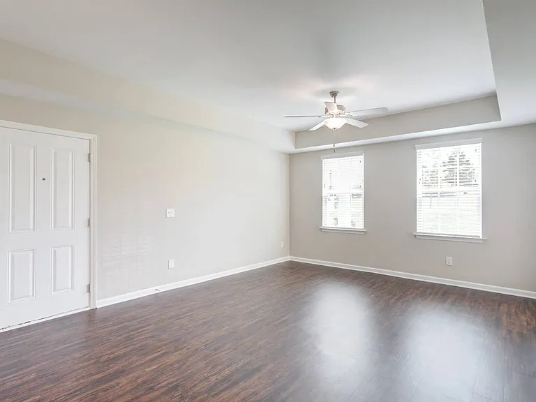 The Retreat at Arden Village Apartments — Photo 43