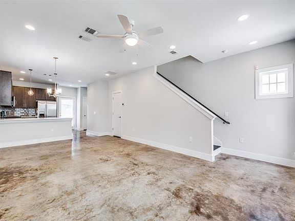 5th image of 837 Cedar Hill Ave