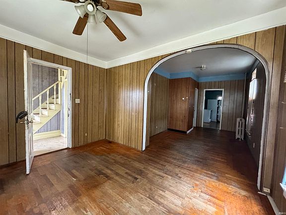5th image of 528 Poplar St