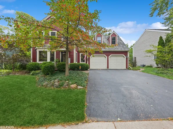4572 Covenant Ct, Gurnee, IL 60031