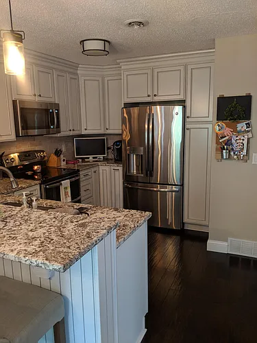 21 Surrey Hill Dr Photo 1
