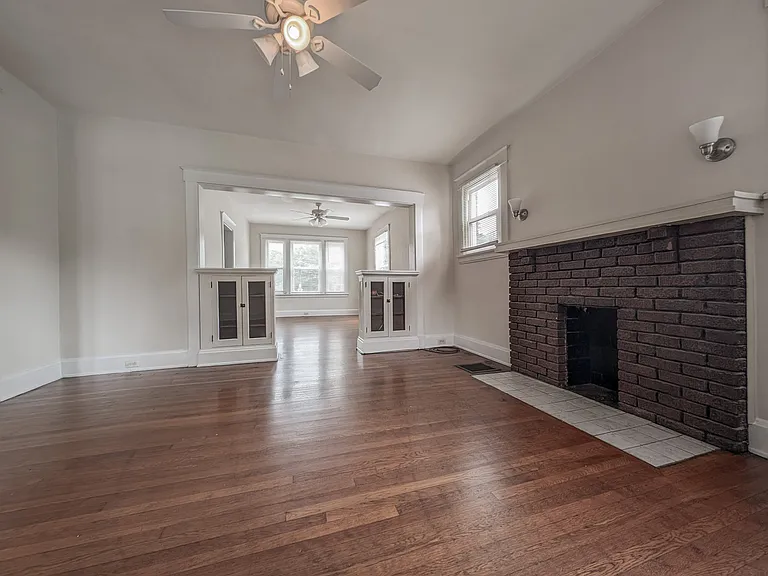 3 Levassor Pl — Photo 9