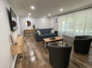 28 Sterling Rd, Hyannis, MA 02601
