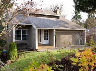 6218 SW 33rd Pl, Portland, OR 97239