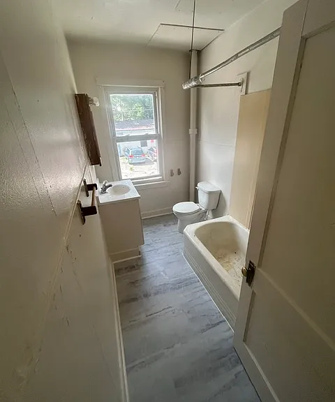 352 W Gas Ave — Photo 2