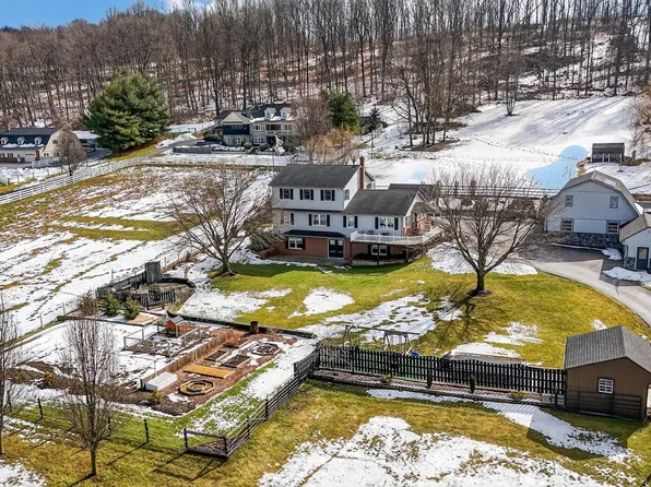 6142 Beaver Dam Rd, Narvon, PA 17555