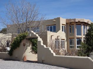 186 Piedra Loop, Los Alamos, NM 87544