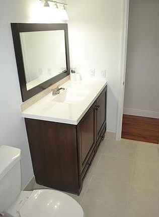 4th image of 1050 Plover Ave