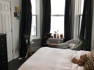 430 Maclaren St #3, Ottawa, ON K2P0M8